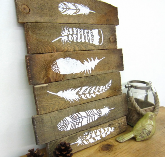 A tutorial to learn how to craft DIY art using a wood pallet and the Feathers 6 piece stencil kit from Cutting Edge Stencils. http://www.cuttingedgestencils.com/feathers-stencil-design-boho-tribal-indian-feather-stencils.html