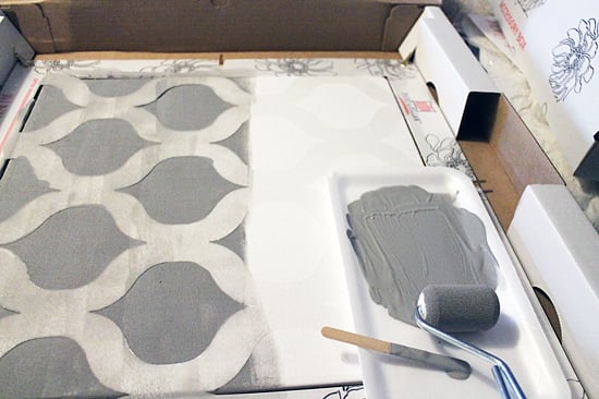 Learn how to stencil a DIY accent pillow using the Cascade pillow stencil kit from Cutting Edge Stencils. http://www.cuttingedgestencils.com/cascade-stencils-paint-a-pillow-kit.html