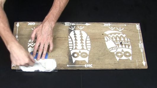 Learn how to stencil wood art using a pallet and the Owls and Arrows Stencil Kit from Cutting Edge Stencils. http://www.cuttingedgestencils.com/owls-arrows-stencil-kit-nurseries.html