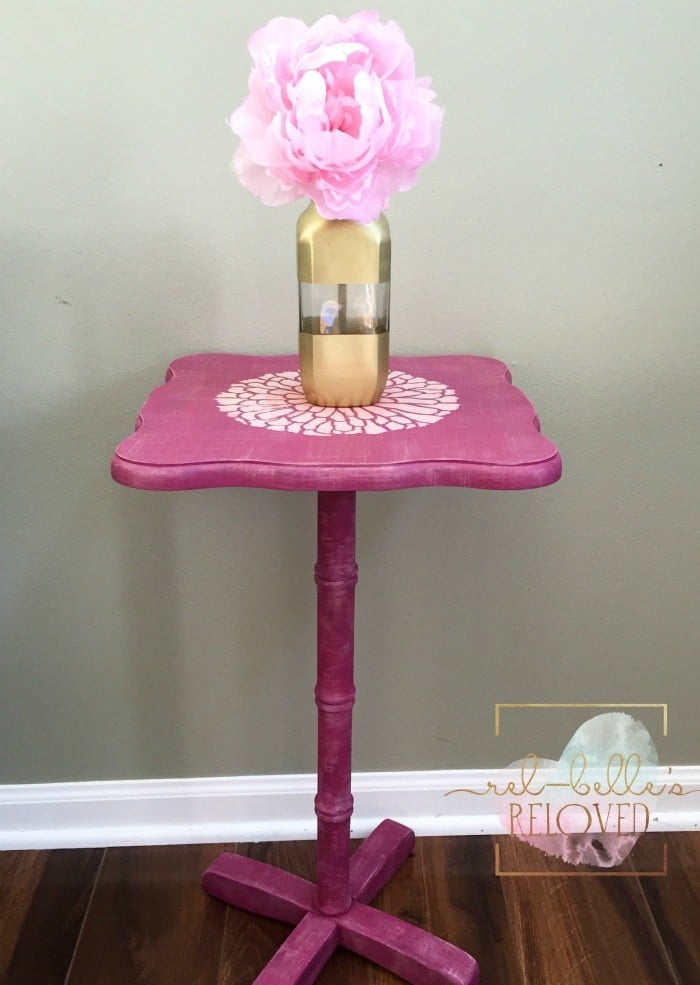 A pretty pink DIY painted and stenciled side table using the Summer Blossom Flower Stencil from Cutting Edge Stencils. http://www.cuttingedgestencils.com/flower-stencils-summer-blossom-floral-wall-stencil-design.html
