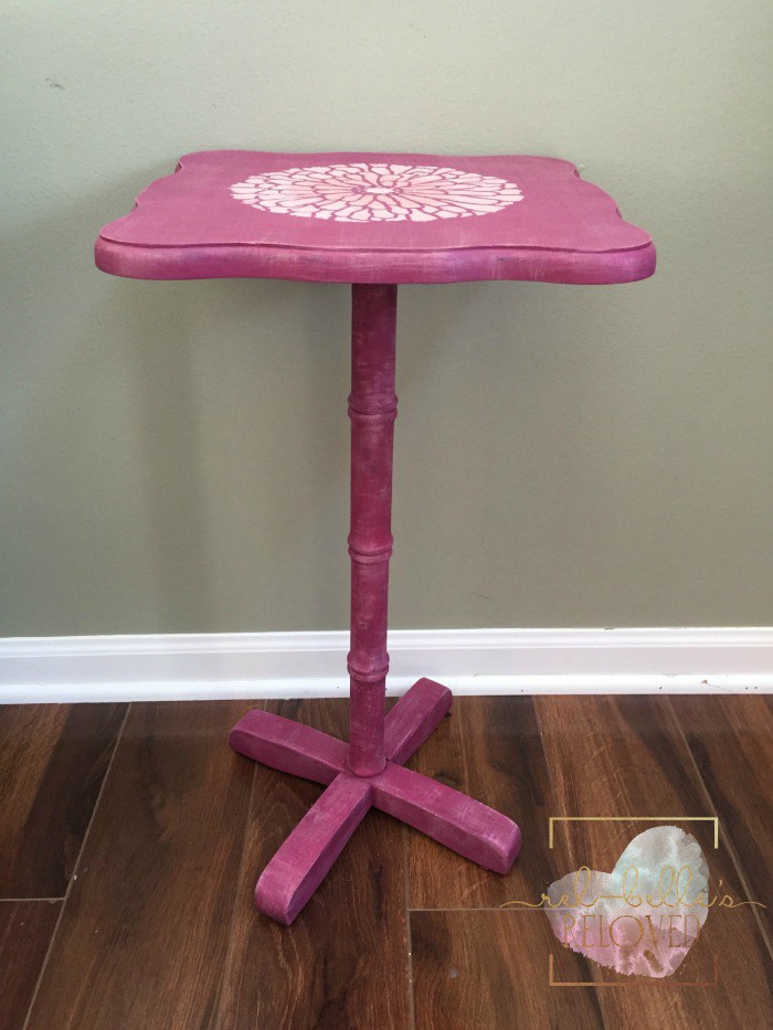 A pretty pink DIY painted and stenciled side table using the Summer Blossom Flower Stencil from Cutting Edge Stencils. http://www.cuttingedgestencils.com/flower-stencils-summer-blossom-floral-wall-stencil-design.html