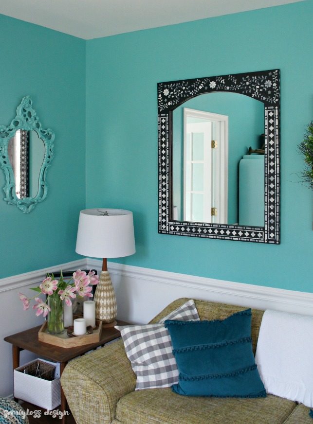 Learn how to stencil a mirror using the Indian Inlay Stencil kit designed by Kim Myles from Cutting Edge Stencils. http://www.cuttingedgestencils.com/indian-inlay-stencil-furniture.html