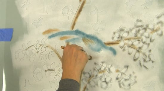 Learn how to stencil a wallpaper look using the Chinoiserie Birds and Roses Mural Wall Stencil from Cutting Edge Stencils. http://www.cuttingedgestencils.com/chinoiserie-wall-stencil-mural-panel-asian-design.html