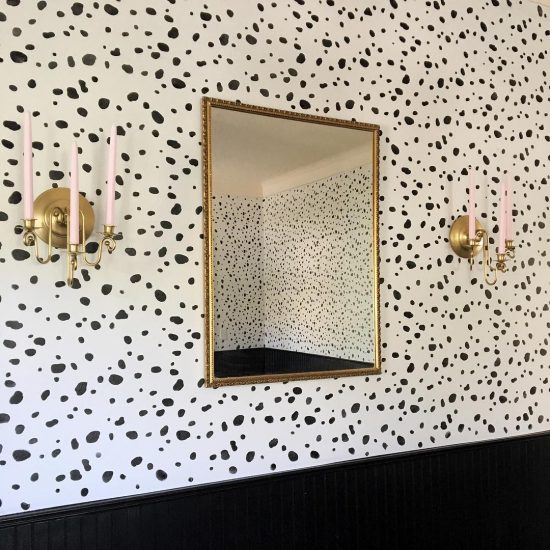 leopard-spot-wall-stencil-diy-stenciled-dining-room-wallpaper-stenciling