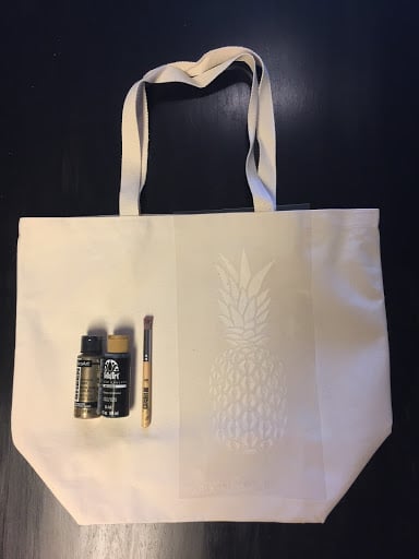Learn how to stencil a plain $7 tote bag using the Pineapple Stencil from Cutting Edge Stencils. http://www.cuttingedgestencils.com/pineapple-stencil-design-wall-stencils.html