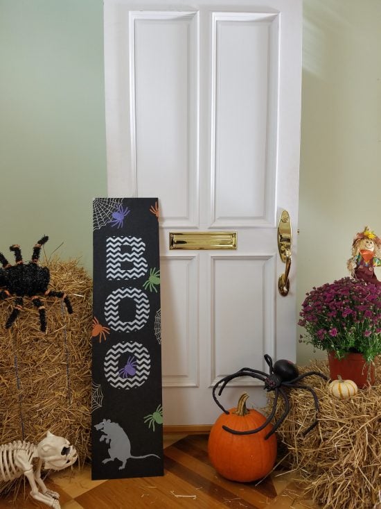 Learn how to make a DIY wooden Halloween Boo sign for a porch using Letter and Halloween Stencil patterns from Cutting Edge Stencils. http://www.cuttingedgestencils.com/halloween-stencils-pumpkin-stencil-stenciled-tote.html