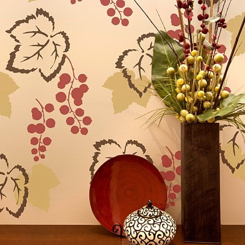 Currants-wall-pattern-DIY-decor